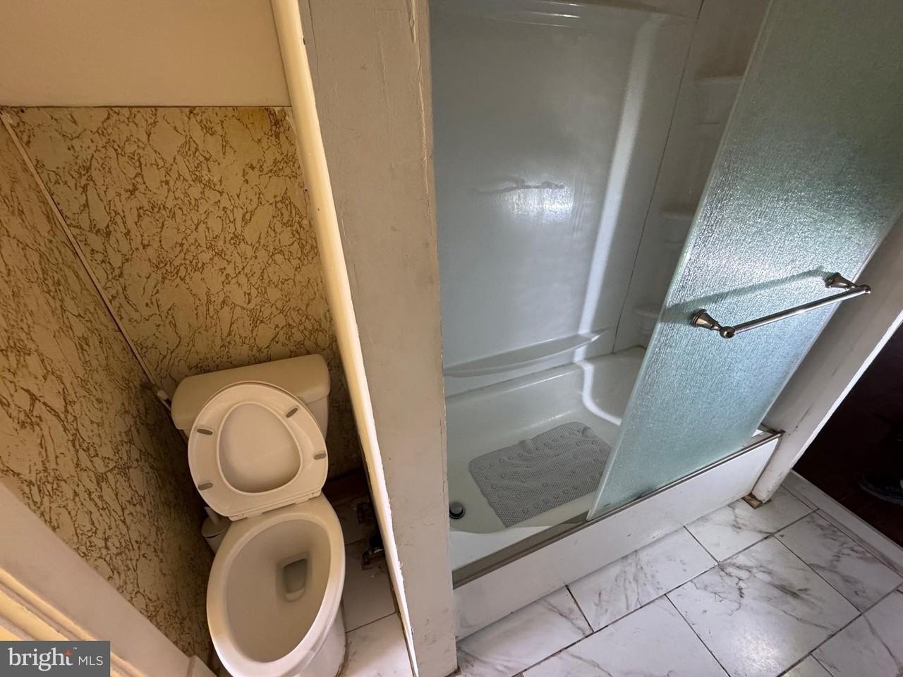 69 S 7th St - Photo 4 of 17