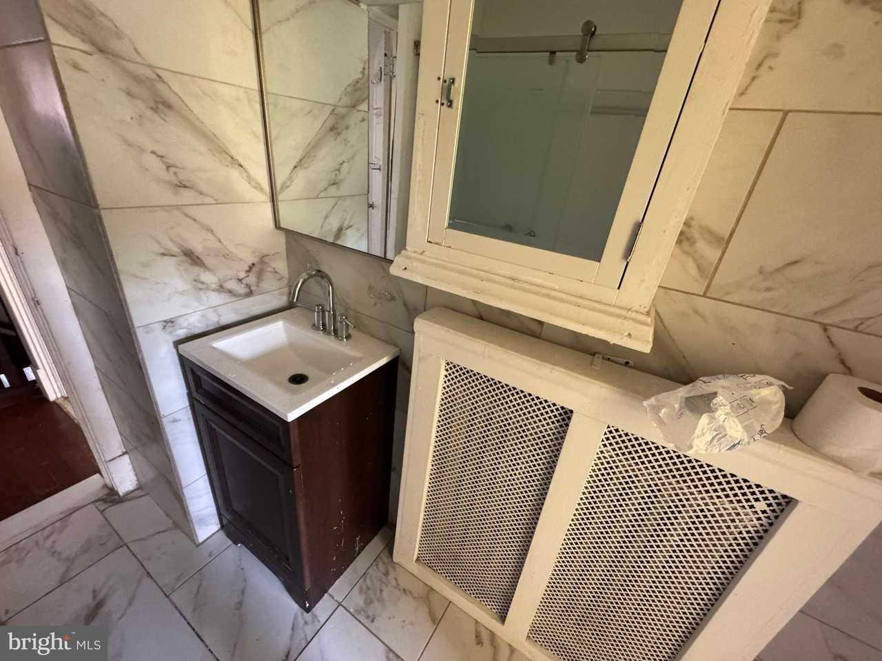 69 S 7th St - Photo 5 of 17