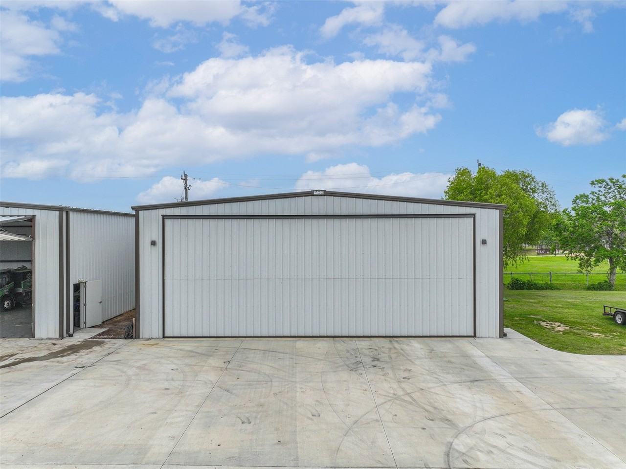 1835 County Road 130 - Photo 4 of 11