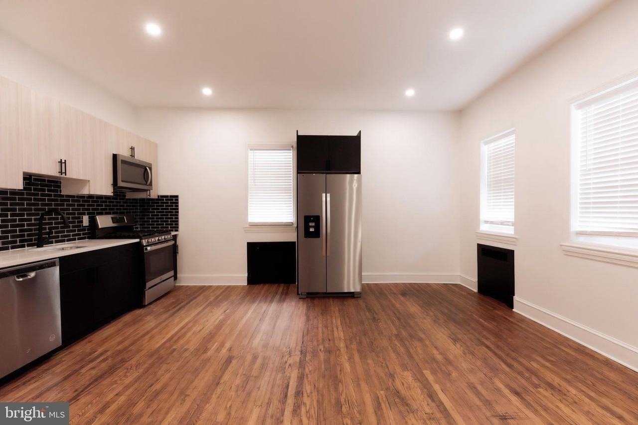 1008 N 5th St #D - Photo 4 of 14