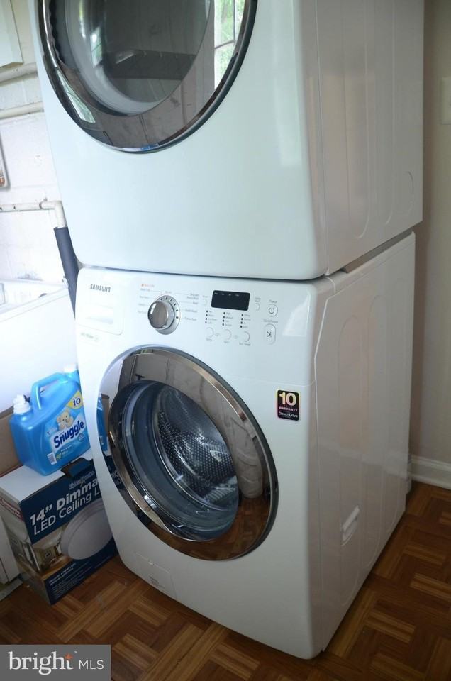 8002 Birnam Wood Dr - Photo 5 of 9