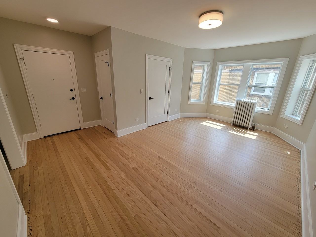 6418 N Richmond St ##3a - Photo 2 of 25