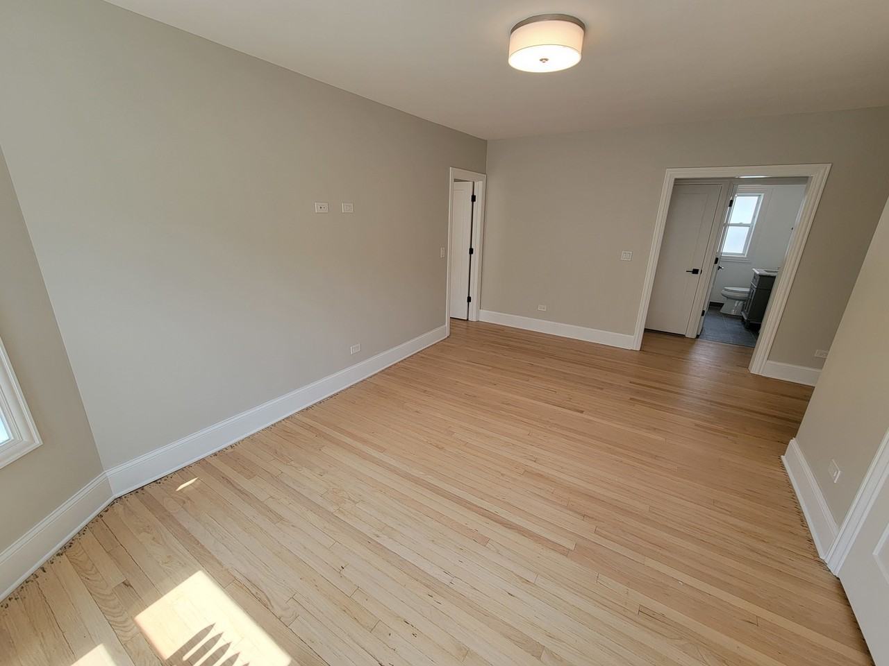 6418 N Richmond St ##3a - Photo 6 of 25