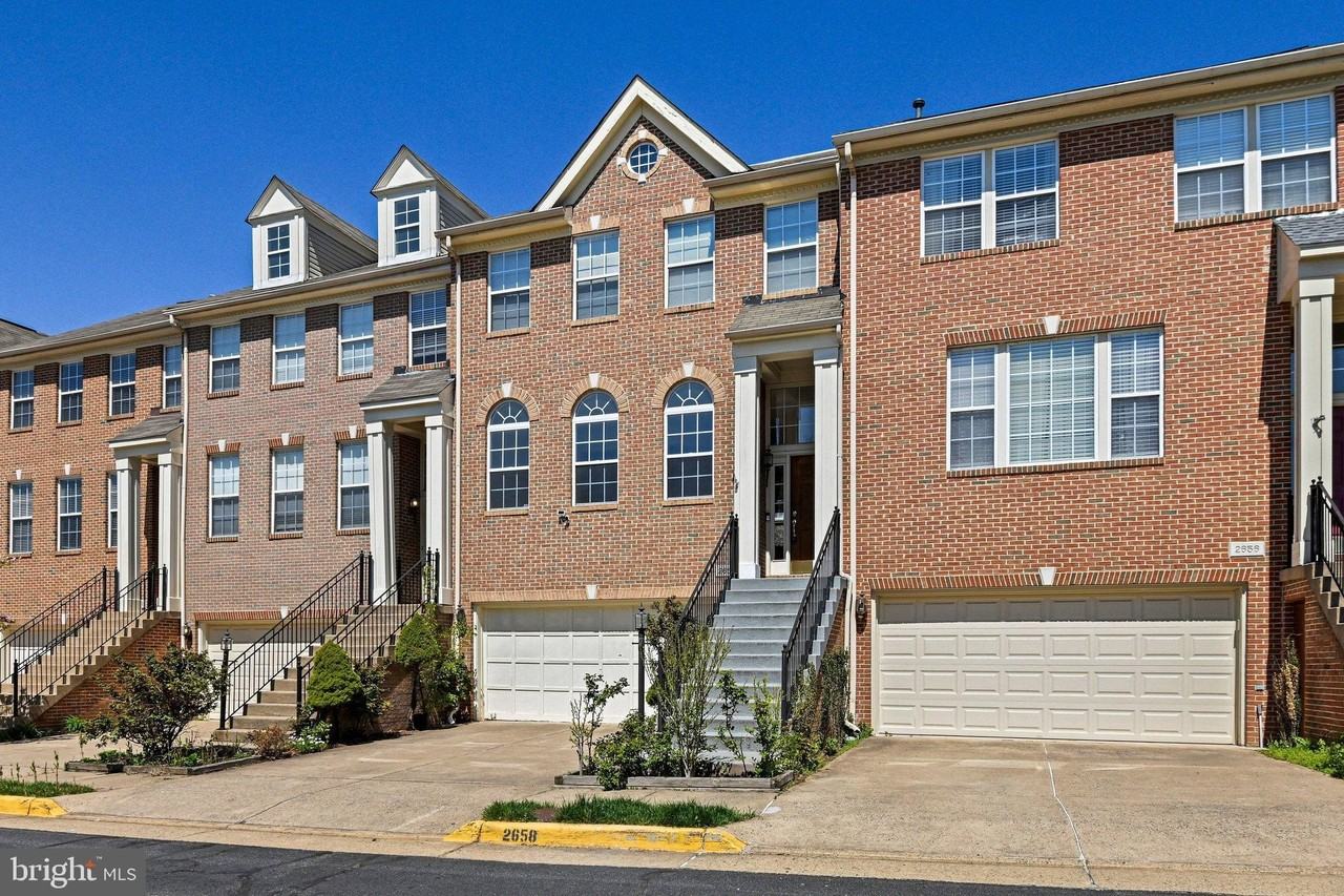 2658 Logan Wood Dr - Photo 2 of 43