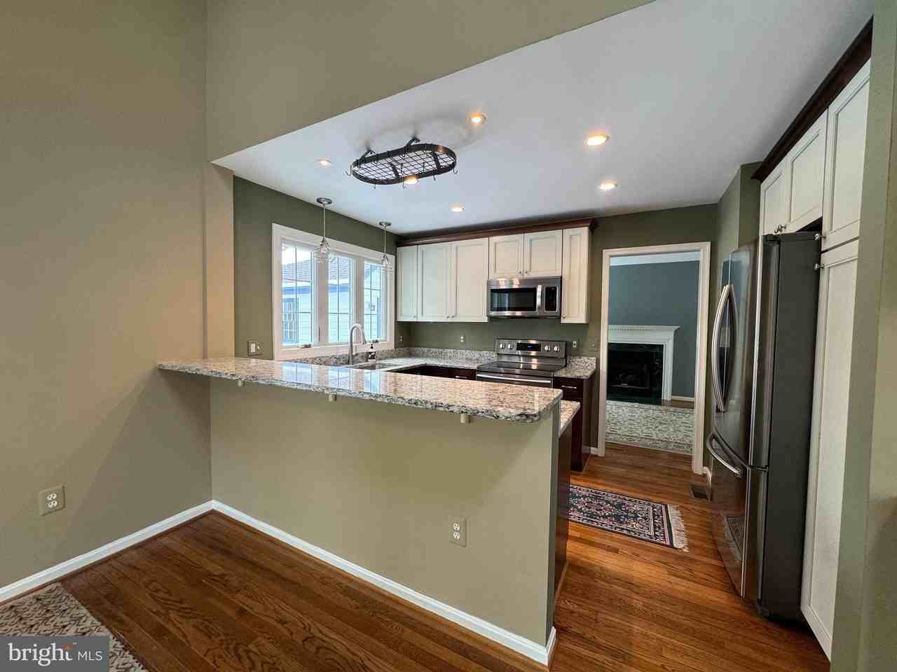 15 Linden Hill Way Sw - Photo 5 of 38