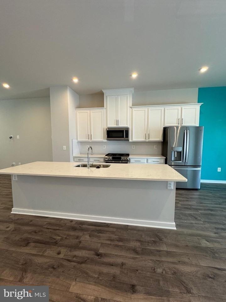 1768 Hickory Woods Rd - Photo 5 of 29