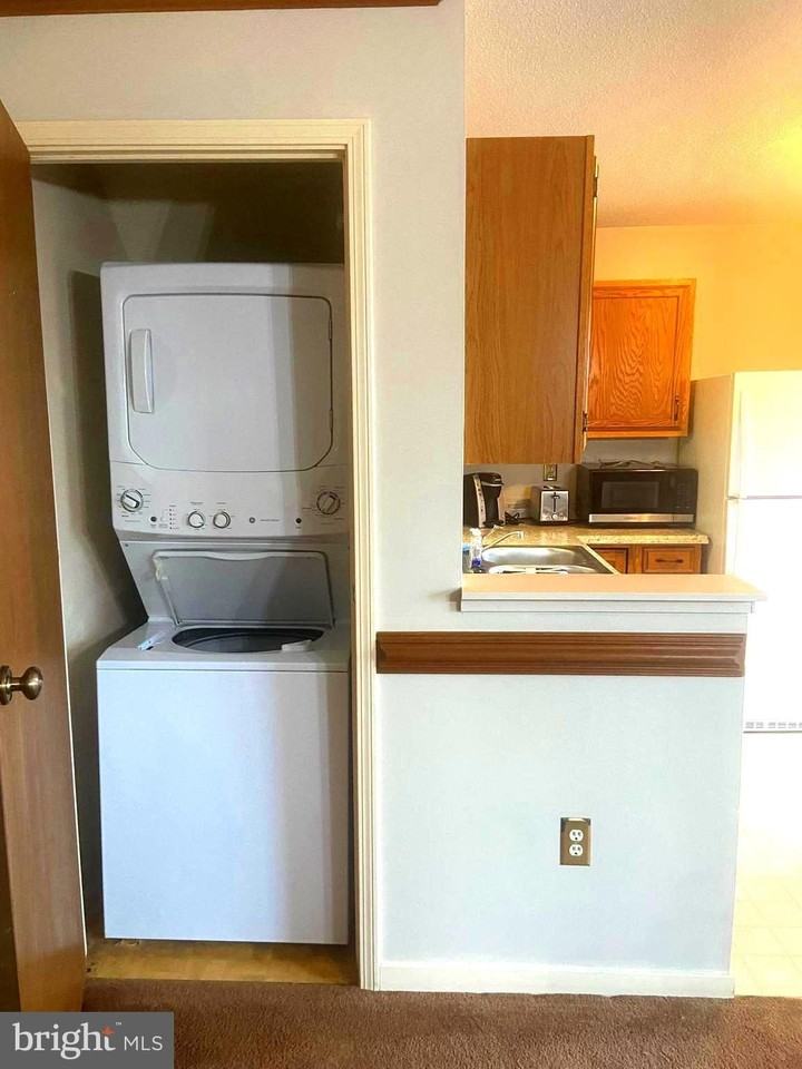 529 King St - Photo 5 of 32