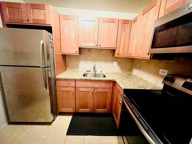 2650 N Lakeview Ave - Photo 6 of 12
