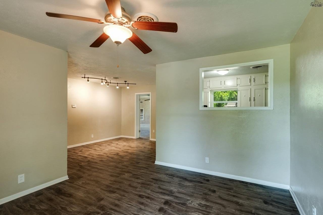 5114 Fairway Blvd - Photo 5 of 32