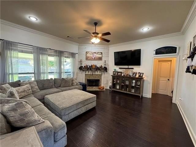 1933 Bryce Dr - Photo 4 of 14