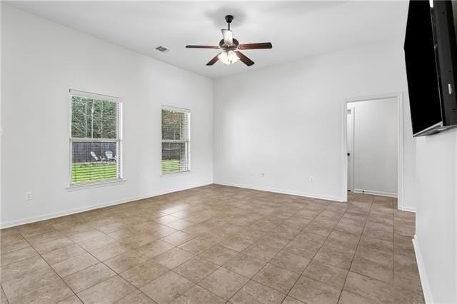 1025 E Creek Ct - Photo 3 of 14