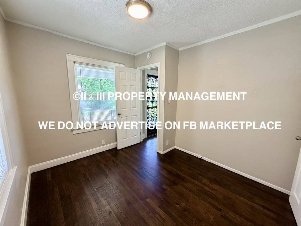 3032 Elmwood Ave #1 - Photo 4 of 21
