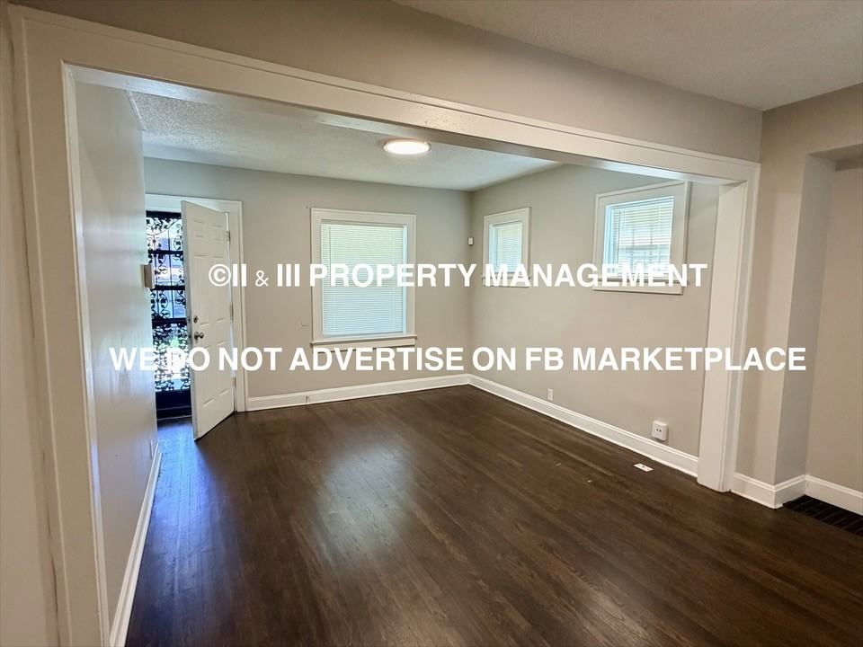 3032 Elmwood Ave #1 - Photo 5 of 21