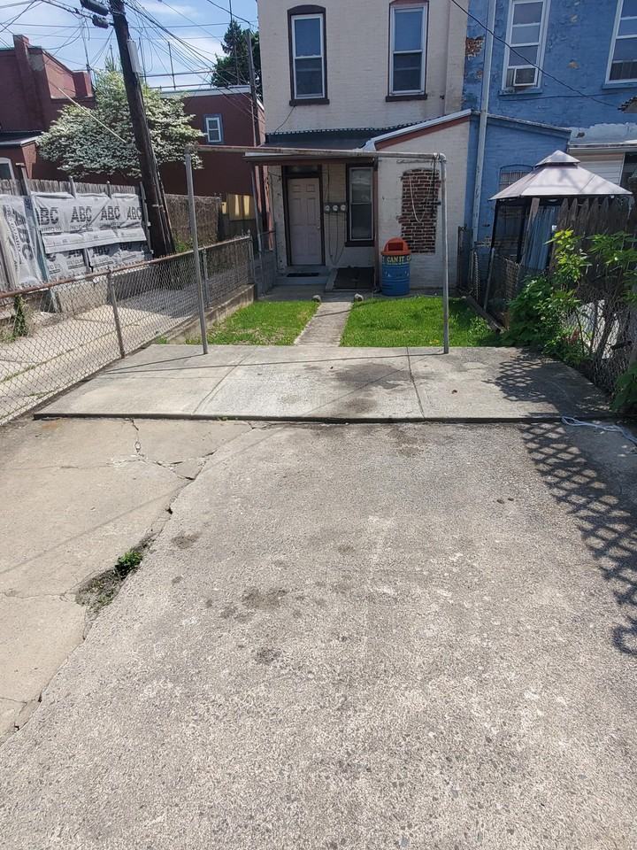 638 N 2nd1 #1 - Photo 3 of 13