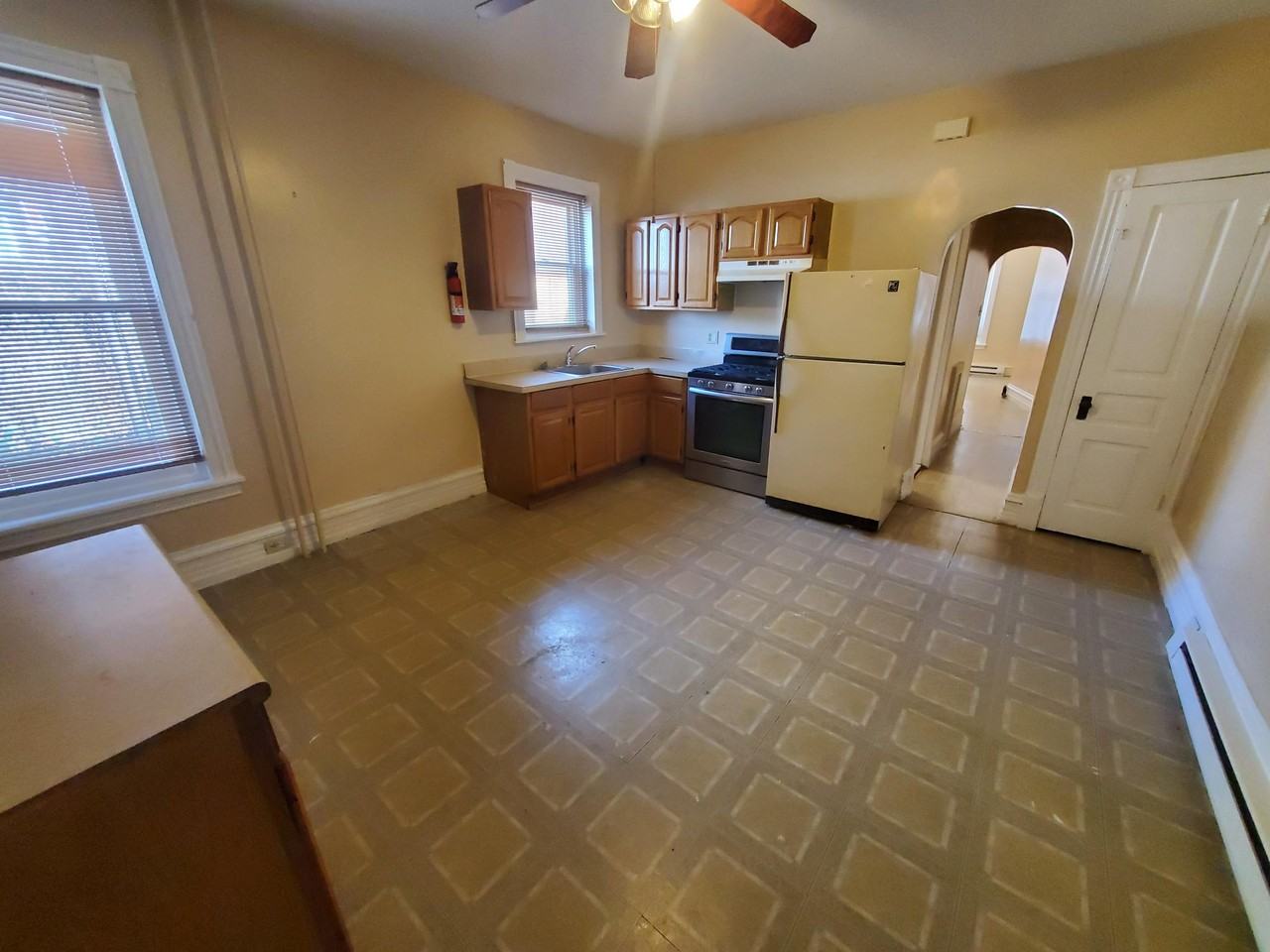 638 N 2nd1 #1 - Photo 6 of 13