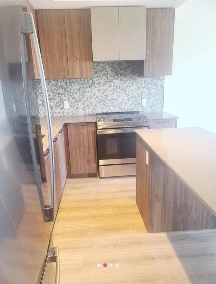 20 Lagerfeld Drive - Photo 2 of 9