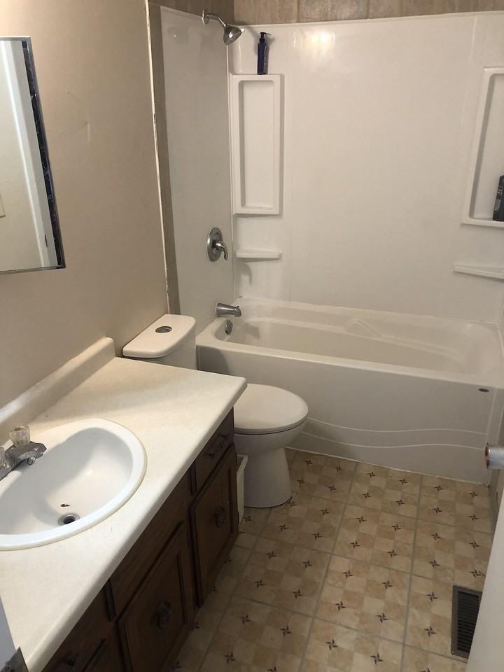 45 Akinsdale Gardens, St. Albert, AB, Canada - Photo 6 of 14