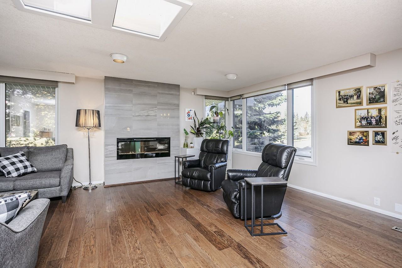 14719 59 Avenue Northwest, Edmonton, Alberta, Canada, T6H 4T5 - Photo 5 of 29