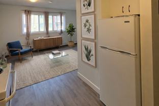 Maureen - Photo 1 of 1