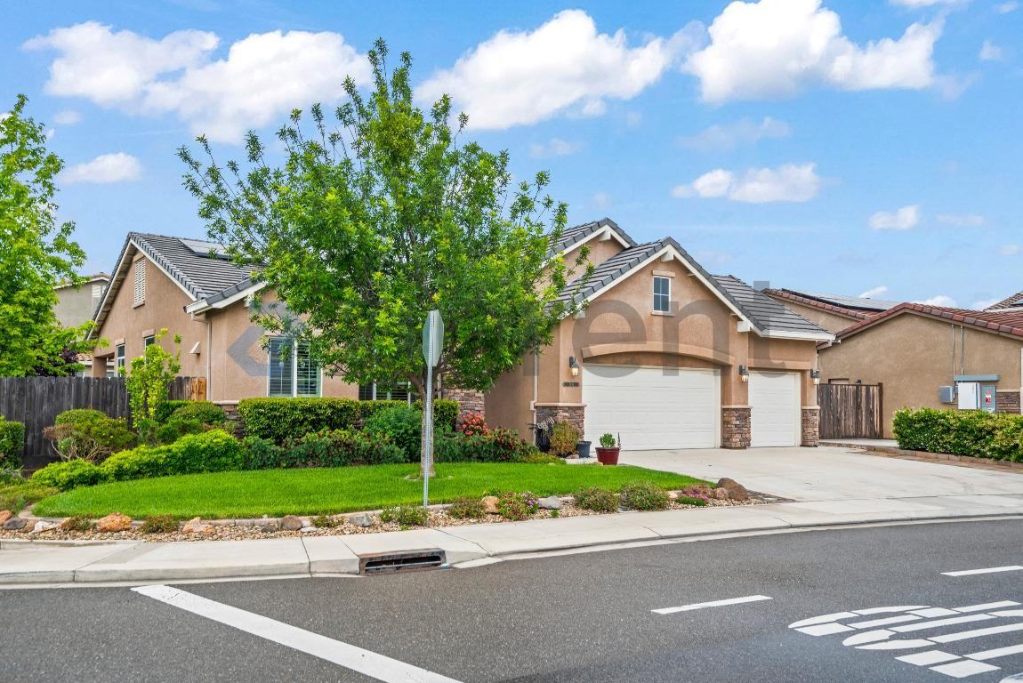 1491 Maehl Dr - Photo 2 of 30