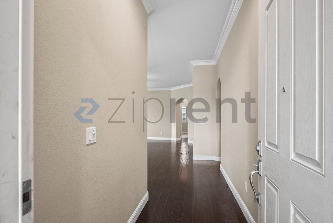 1491 Maehl Dr - Photo 5 of 30