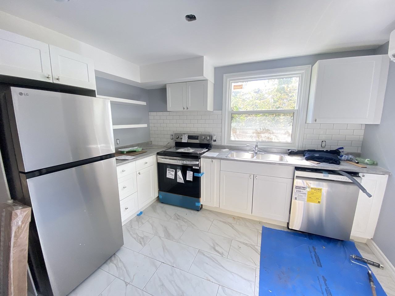 928 Portsmouth Avenue - Photo 2 of 12