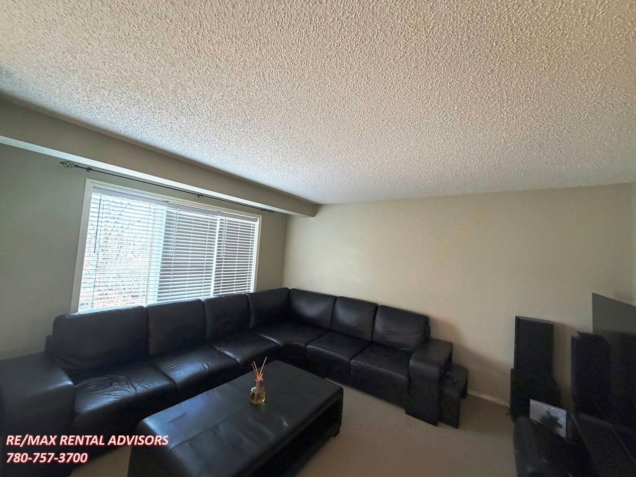 329 Eversyde Circle Southwest - Photo 4 of 12