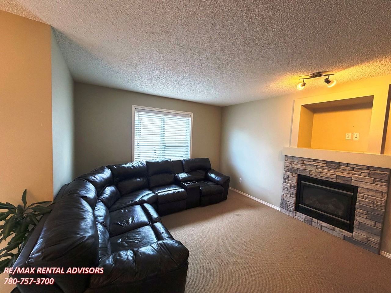 329 Eversyde Circle Southwest - Photo 5 of 12