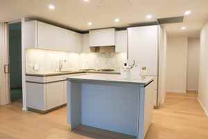 featured image of 889 Pacific St