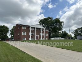 featured image of 5960 E 42nd St