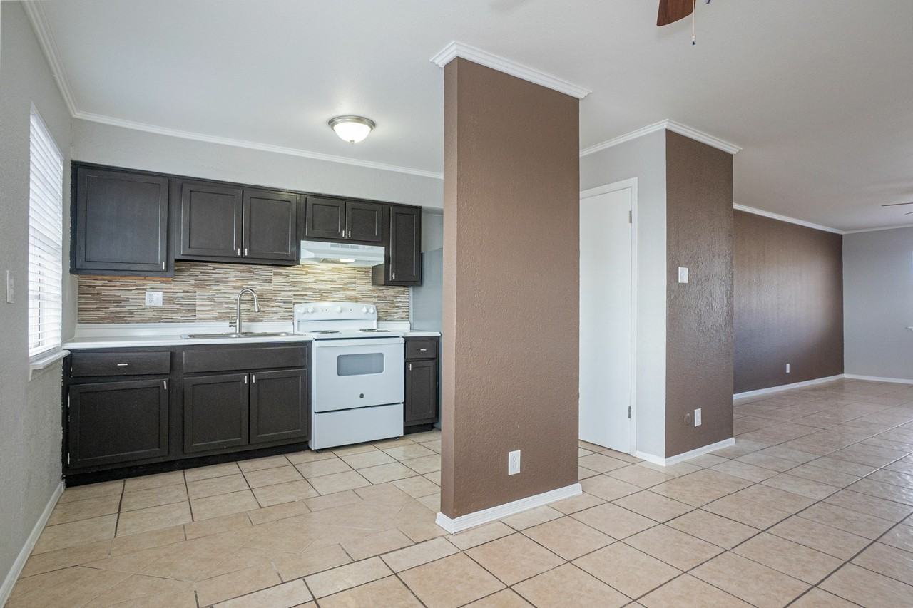 3313 Johnson Ave #16 - Photo 6 of 26