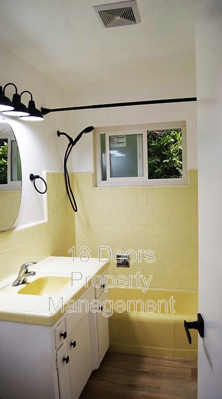 4349 1/2 College Ave - Photo 7 of 12