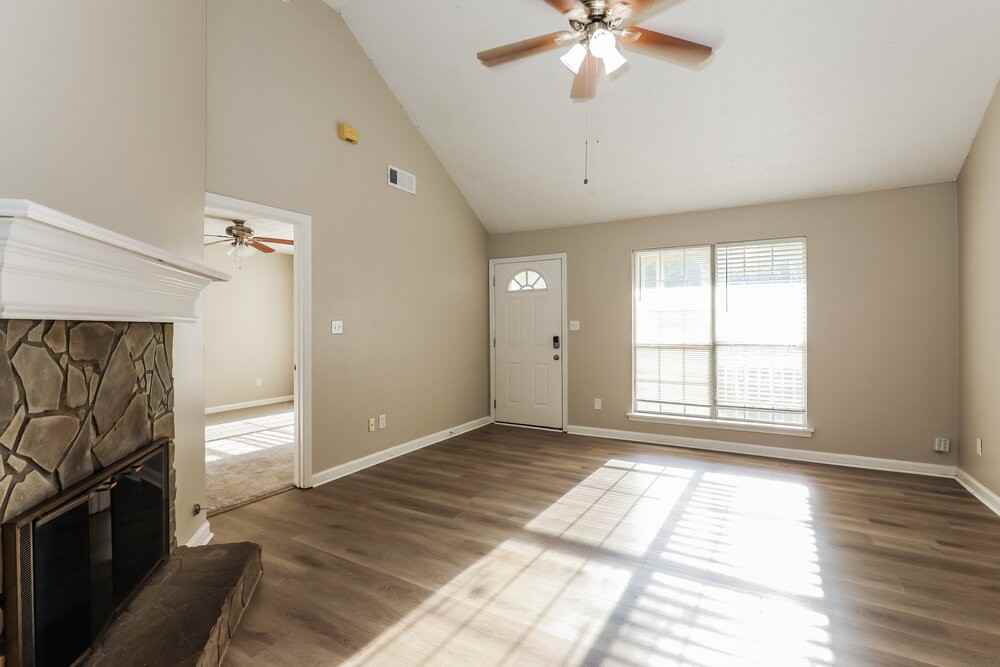 50 Wake Rd - Photo 4 of 16