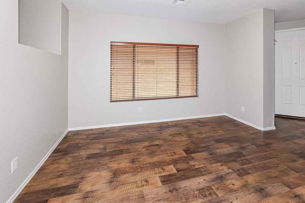 21234 N 94th Ln - Photo 4 of 16
