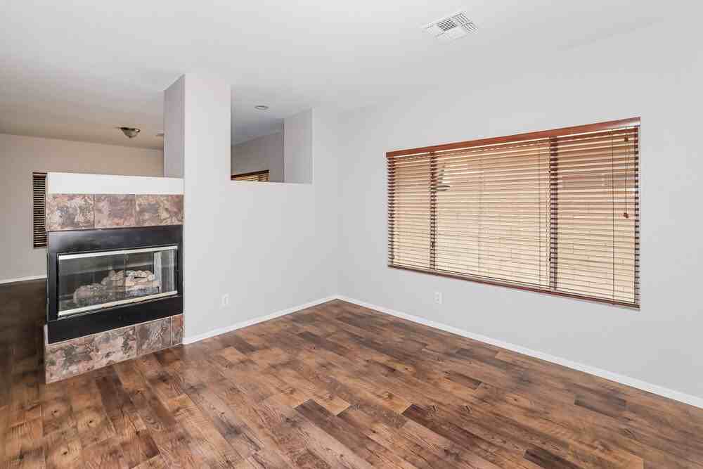 21234 N 94th Ln - Photo 5 of 16
