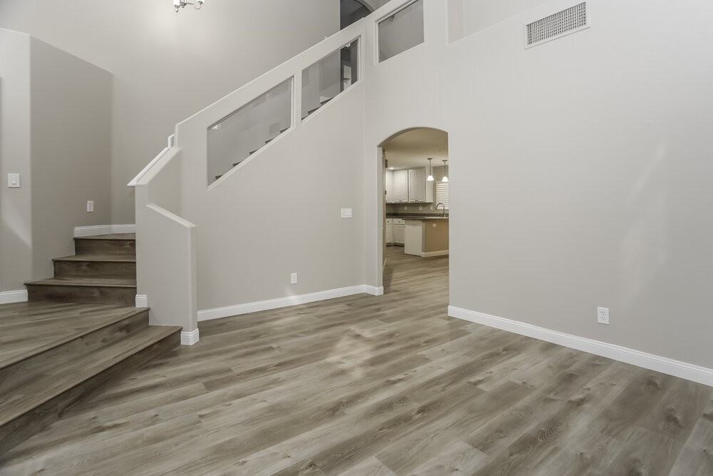 8724 Honey Vine Ave - Photo 4 of 17