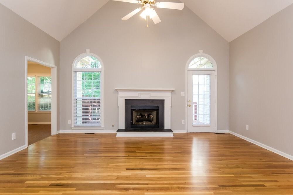 4527 Avion Park - Photo 2 of 16