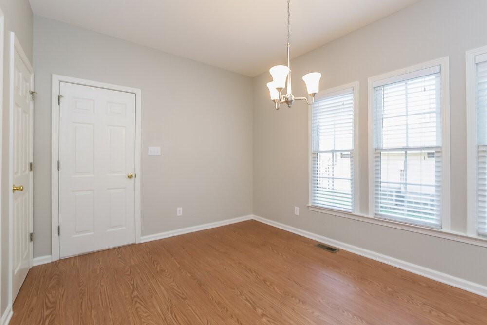 4527 Avion Park - Photo 3 of 16