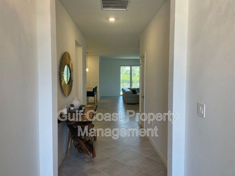 11308 Pinot Dr - Photo 2 of 35