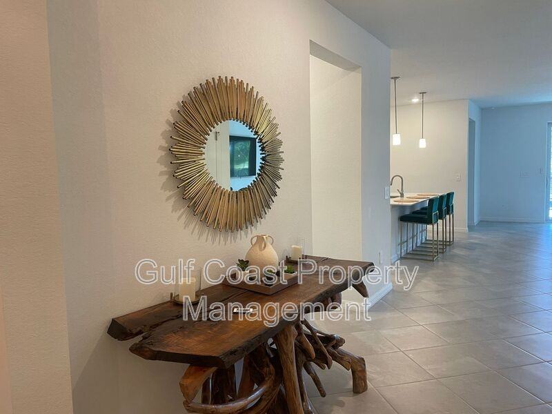 11308 Pinot Dr - Photo 3 of 35