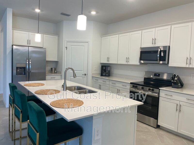 11308 Pinot Dr - Photo 7 of 35