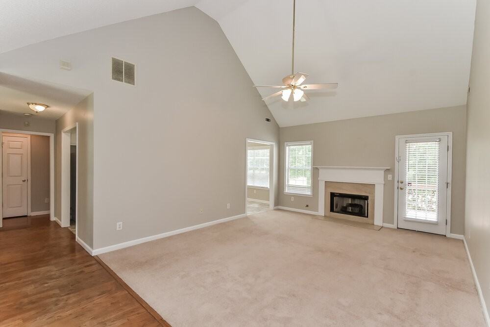 155 Byington Dr - Photo 4 of 17