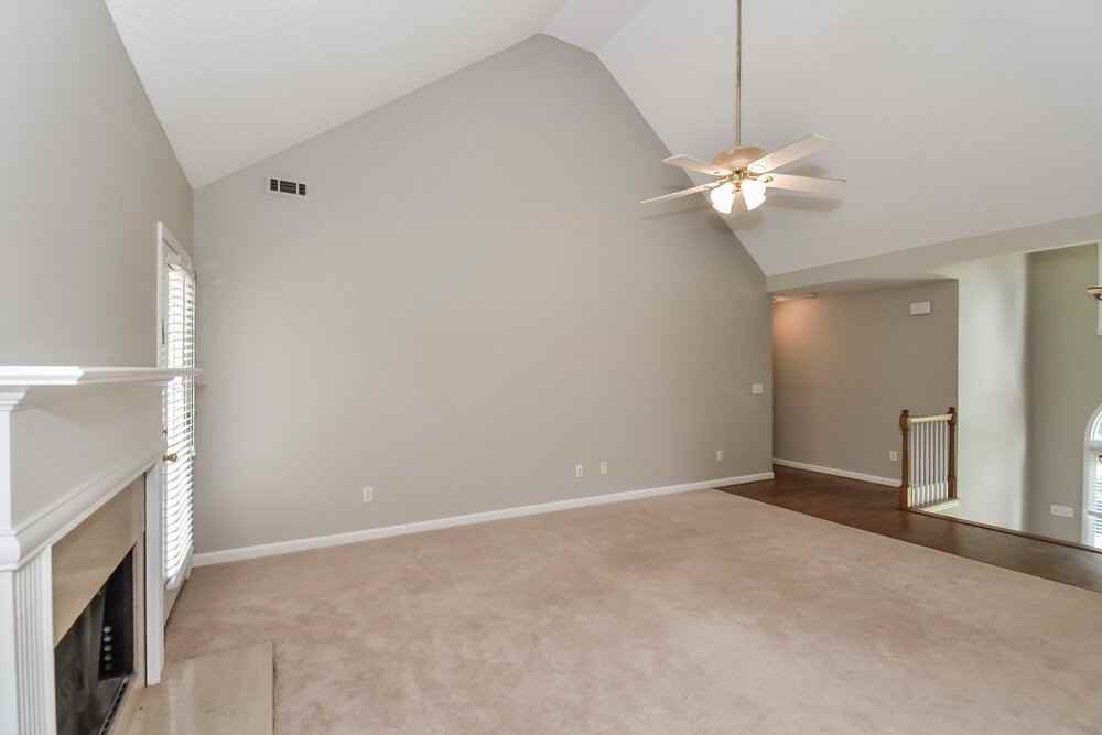 155 Byington Dr - Photo 5 of 17