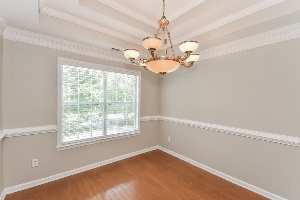 155 Byington Dr - Photo 6 of 17