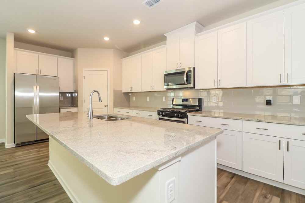 376 Magnolia Dr - Photo 7 of 16