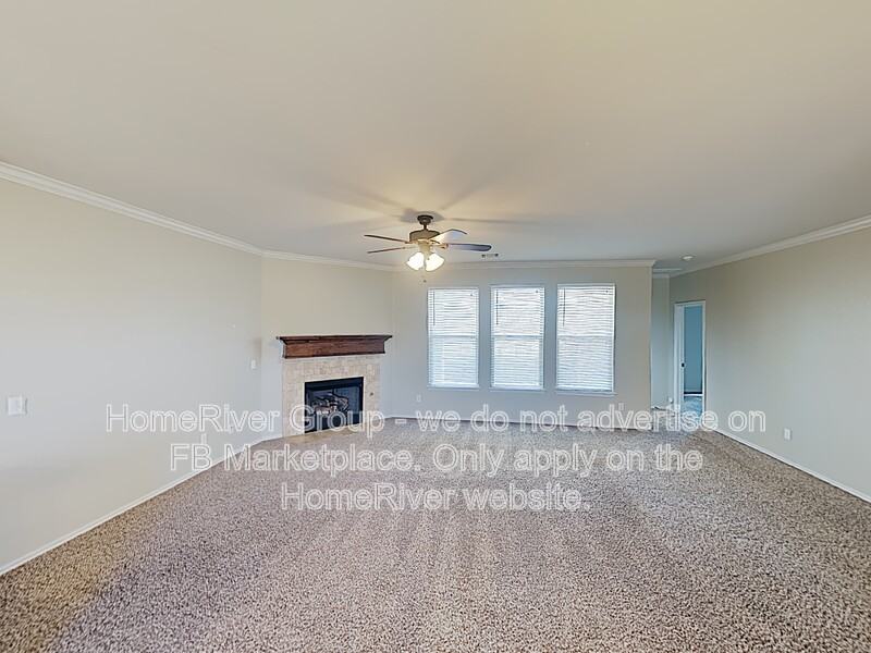 2206 Brook Dr - Photo 2 of 19