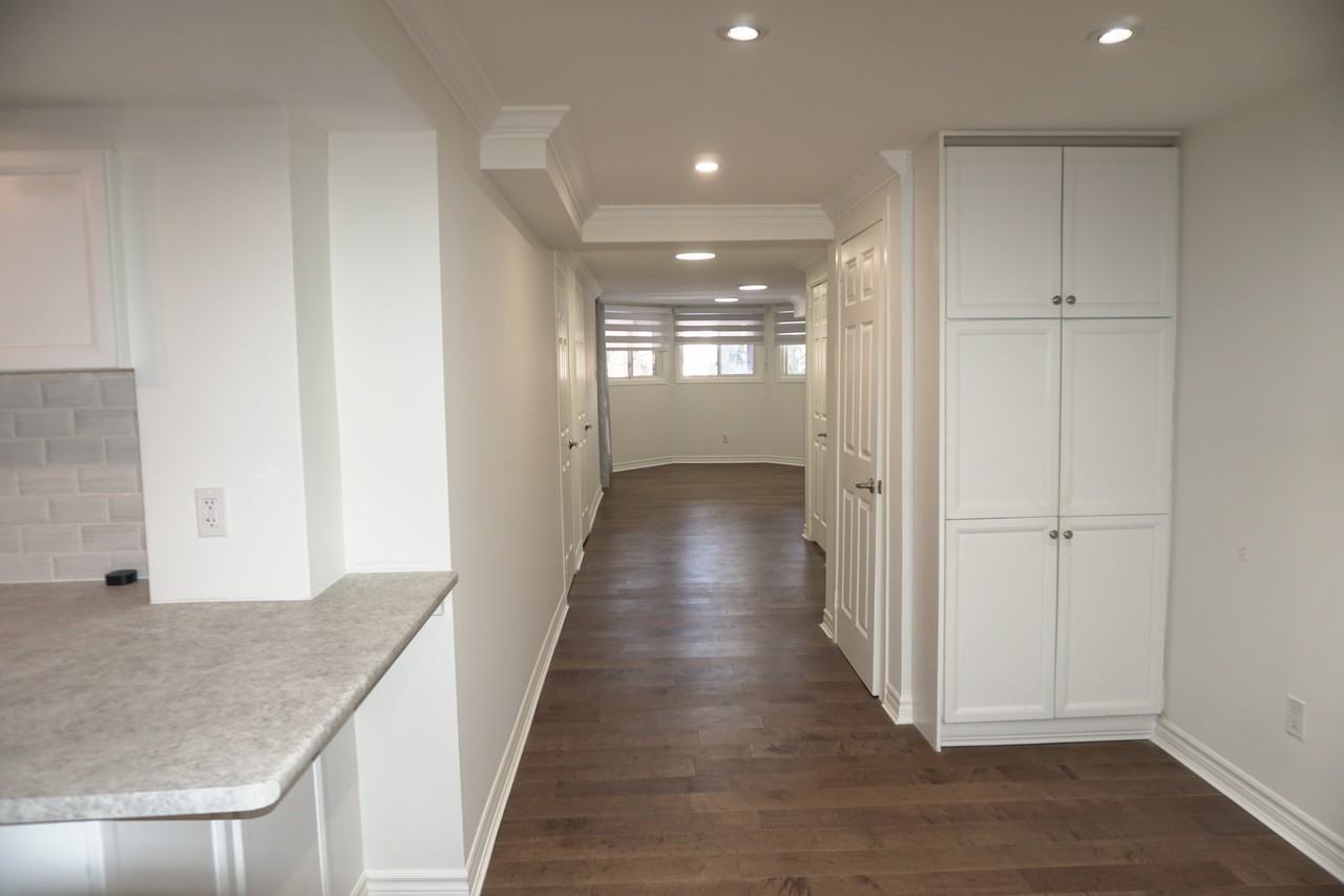 364 Kirby Crescent - Photo 2 of 8