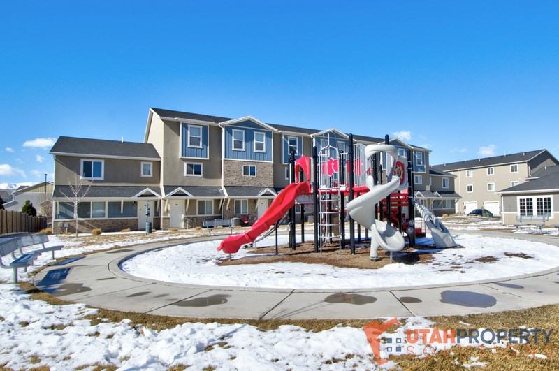 8172 N Broken Spoke Ln #8172 - Photo 4 of 19