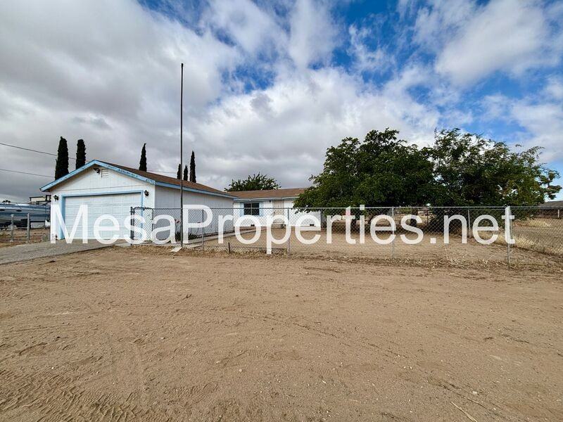 9964 Arroyo Ave #B