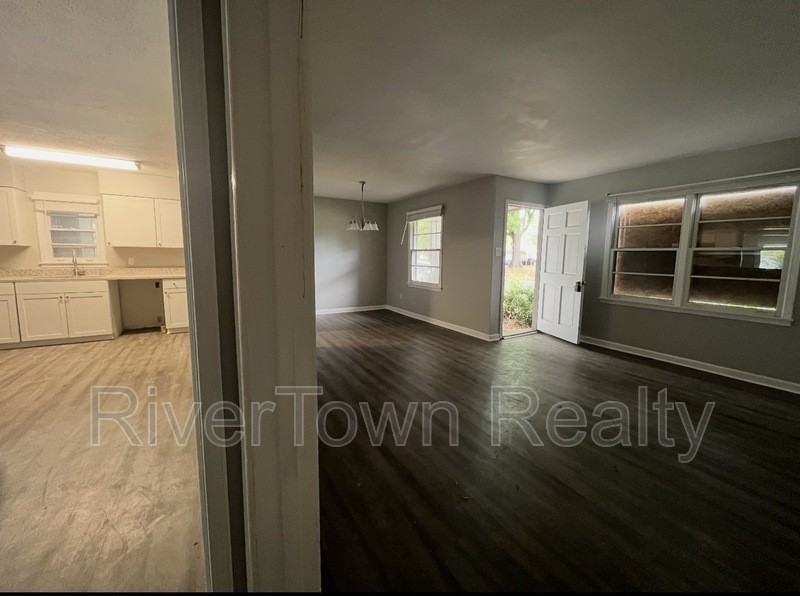 1423 Abernathy Rd - Photo 7 of 7